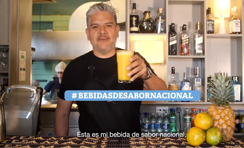 Chefs peruanos promueven iniciativa de consumo de jugos naturales en redes sociales