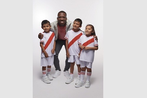 Niños de Aldeas Infantiles SOS conocieron a jugadores de la Selección de Fútbol del Perú antes de su partida a Rusia