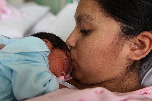 Minsa: Cerca de 9000 partos registra el Instituto Nacional Materno Perinatal en lo que va del año