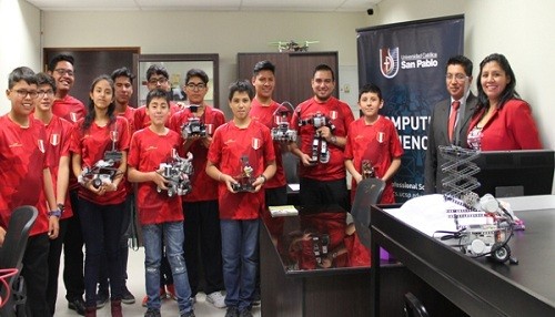 Perú obtiene subcampeonato y premio a la mejor innovación en el mundial de Robótica