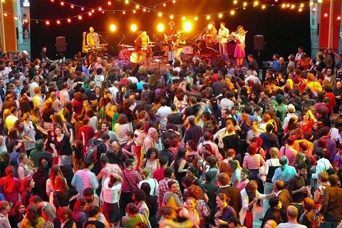 Bal des pompiers: Fiesta Nacional de Francia en la Alianza Francesa