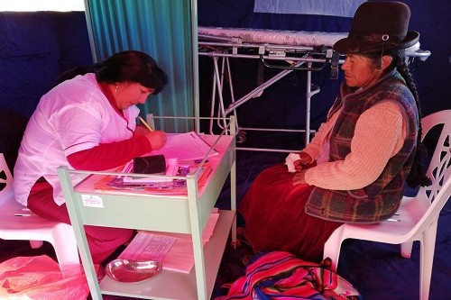 Más de 200 atenciones médicas realizó el Minsa en distrito puneño de Pedro Vilcapaza afectado por bajas temperaturas