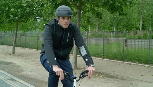 Ford crea una casaca inteligente para la seguridad de los ciclistas