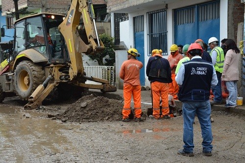 Sunass supervisa restablecimiento del servicio de agua potable en El Rímac