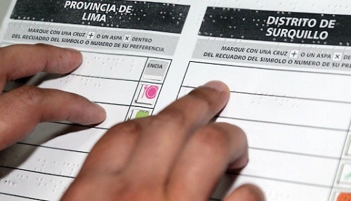 ONPE distribuirá más de 12 mil plantillas braille para electores con discapacidad visual