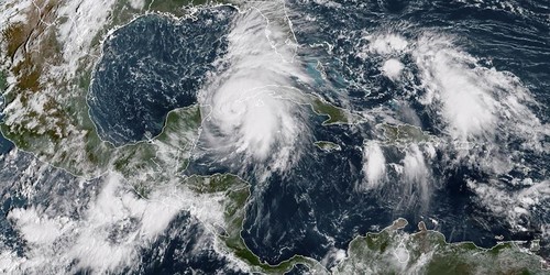 El huracán Michael se elevó a categoría 3: vientos de más de 190 kilómetros/horas.