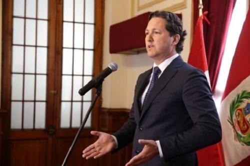 Ministro del Interior explicará ante el pleno la fuga de Hinostroza