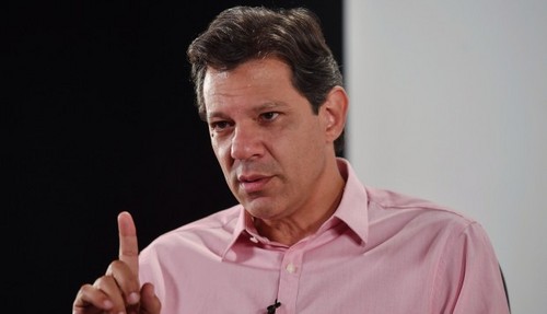 Fernando Haddad califica a Jair Bolsonaro de jefe de milicia y a sus hijos como unos matones