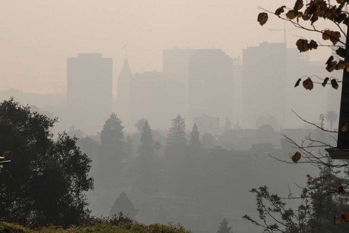El humo por los incendios en California cubre San Francisco