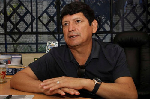 Agustín Lozano sustituye a Edwin Oviedo en el cargo de presidente de la Federación Peruana de Fútbol