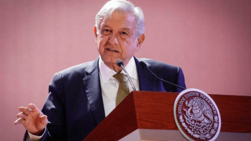 Andrés Manuel López Obrador anuncia un incremento del salario mínimo en México