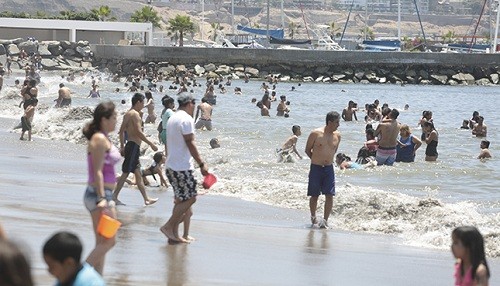 Basura en playas puede causar enfermedades en piel, vista y problemas gastrointestinales