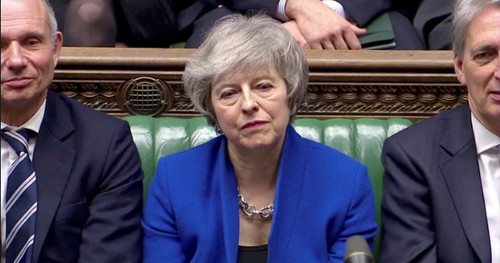 Theresa May continuará ejerciendo como primera ministra: la moción de censura de Jeremy Corbyn fue rechazada