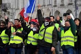 Francia: los 'chalecos amarillos' salen a las calles por décimo sábado consecutivo