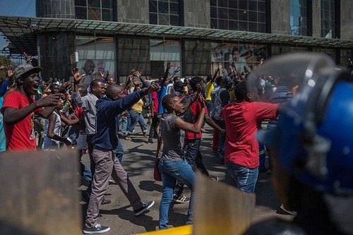 Zimbabwe: Sudáfrica rechazó solicitud de préstamo de emergencia