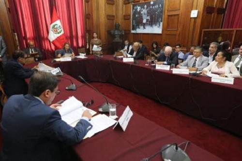 Comisión de Levantamiento de Inmunidad Parlamentaria del Congreso aprueba levantar inmunidad a Moisés Mamani