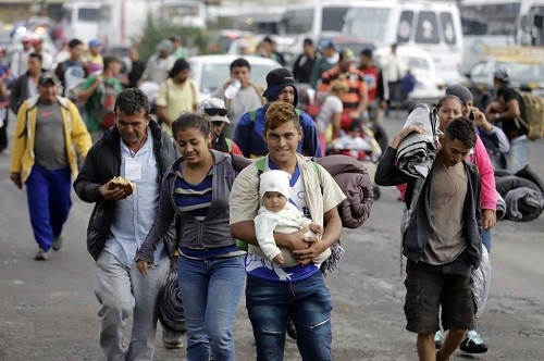 México cerrará instalación para migrantes en la frontera de Texas