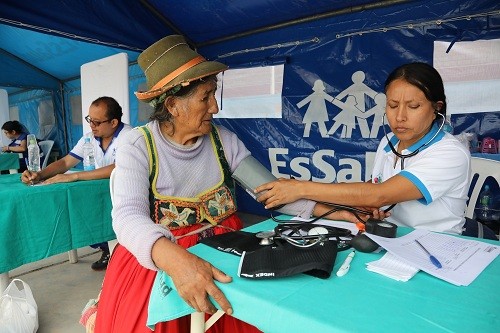 Se realiza más de 1,700 atenciones en Tacna y Moquegua a afectados por lluvias y huaycos
