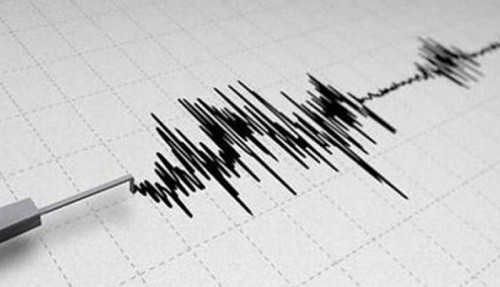 Un poderoso terremoto de magnitud 7.5 golpeo a Ecuador