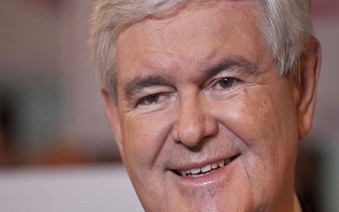 Gingrich da 'el golpe' en Carolina del Sur