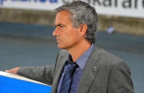 Mourinho da poco interés a pifias del Bernabéu