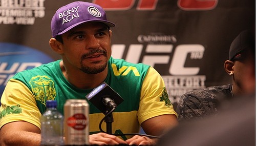 Vitor Belfort habla en castellano a sus fans latinos