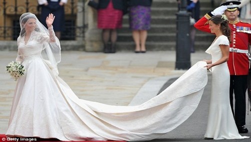 Fotos: el traje completo de la boda de Kate Middleton
