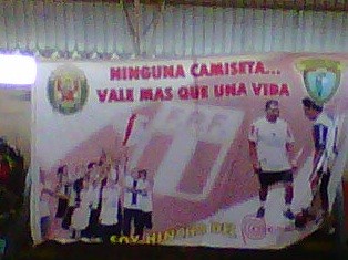 Barras de la 'U' y Alianza Lima se reunen por la lucha contra la violencia