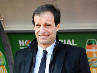Entrenador del Milan sobre Barcelona: 'Jugaremos contra el equipo del momento'
