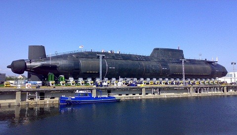 Reino Unido enviaría submarino nuclear a las Malvinas