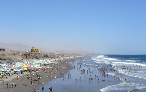 Arequipa lanza iniciativa ecológica en playas del sur