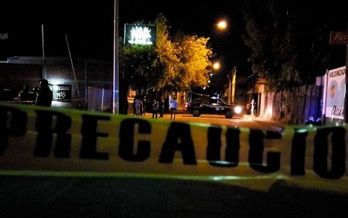 México: 14 muertos tras un ataque en una discoteca en Salamanca