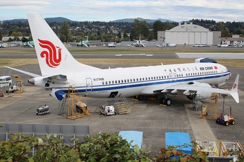 China ordena a sus aerolíneas suspender el uso del avión Boeing 737 MAX