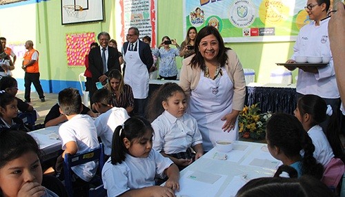 Masiva asistencia a colegios públicos en primer día de clases