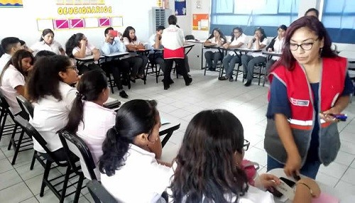 DRELM desarrolla taller de soporte socioemocional en colegio Trilce