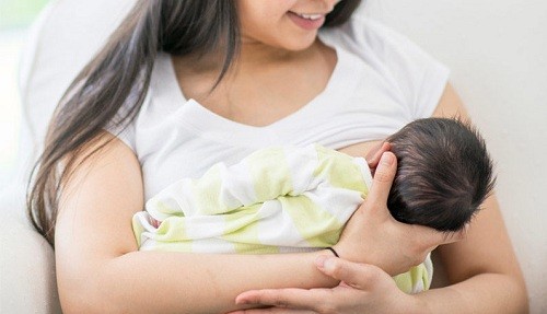 Recomiendan reforzar lactancia constante de bebés en zonas con altas temperaturas