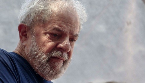 Tribunal de Brasil reduce sentencia de prisión al ex presidente Lula