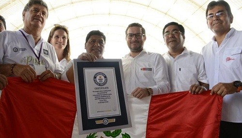 Récord Guinness: en Ica se alcanzó la degustación de Pisco más grande del mundo