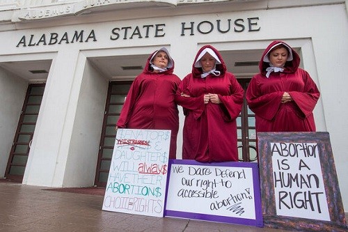 EE.UU.: Alabama aprueba la prohibición de aborto más extremo en el país