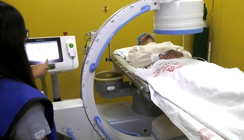 Pacientes dicen adiós a los cálculos renales con equipo de alta tecnología que posee el Hospital Dos de Mayo