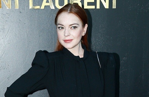 Lindsay Lohan dice que está 'trabajando duro' grabando nueva música