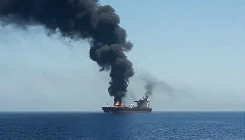 Dos petroleros fueron objeto de presuntos ataques en el Golfo de Omán