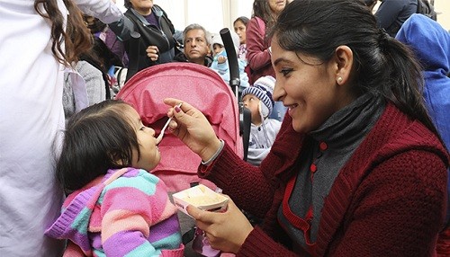 Niños menores de tres años deben consumir alimentos de origen animal ricos en hierro para prevenir la anemia