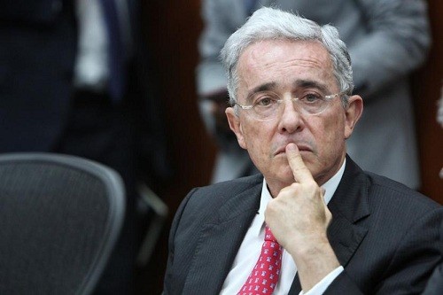 La Corte Suprema de Colombia llama a juicio al ex presidente Álvaro Uribe