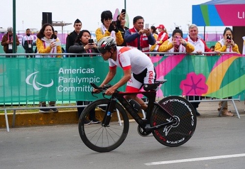 Israel Hilario gana segunda medalla de oro para Perú