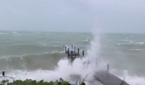 La tormenta Dorian devasta las Bahamas a su paso [VIDEO]