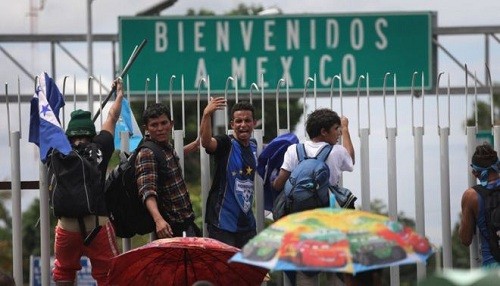 México dice que la represión migratoria ha reducido los flujos ilegales a EE. UU.