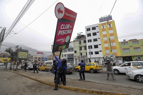 Retiran a vendedores informales en San Martín De Porres