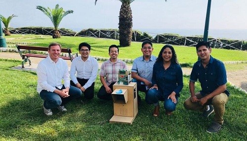 Emprendedores peruanos fabrican máquina para generar agua potable a partir de la humedad ambiental