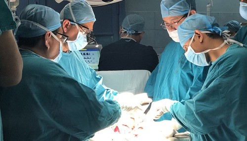 Realizan segundo trasplante de riñón en el Hospital Loayza